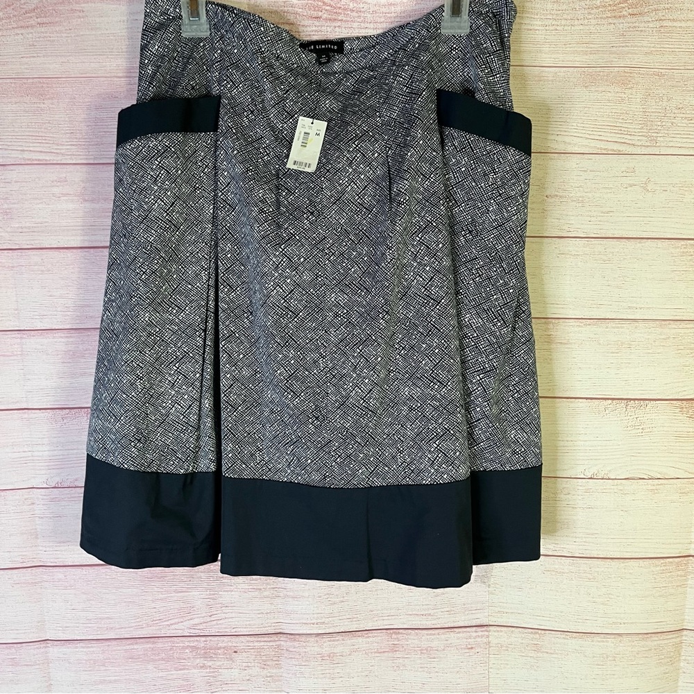 The Limited NWT Navy Blue White Skirt Size Medium